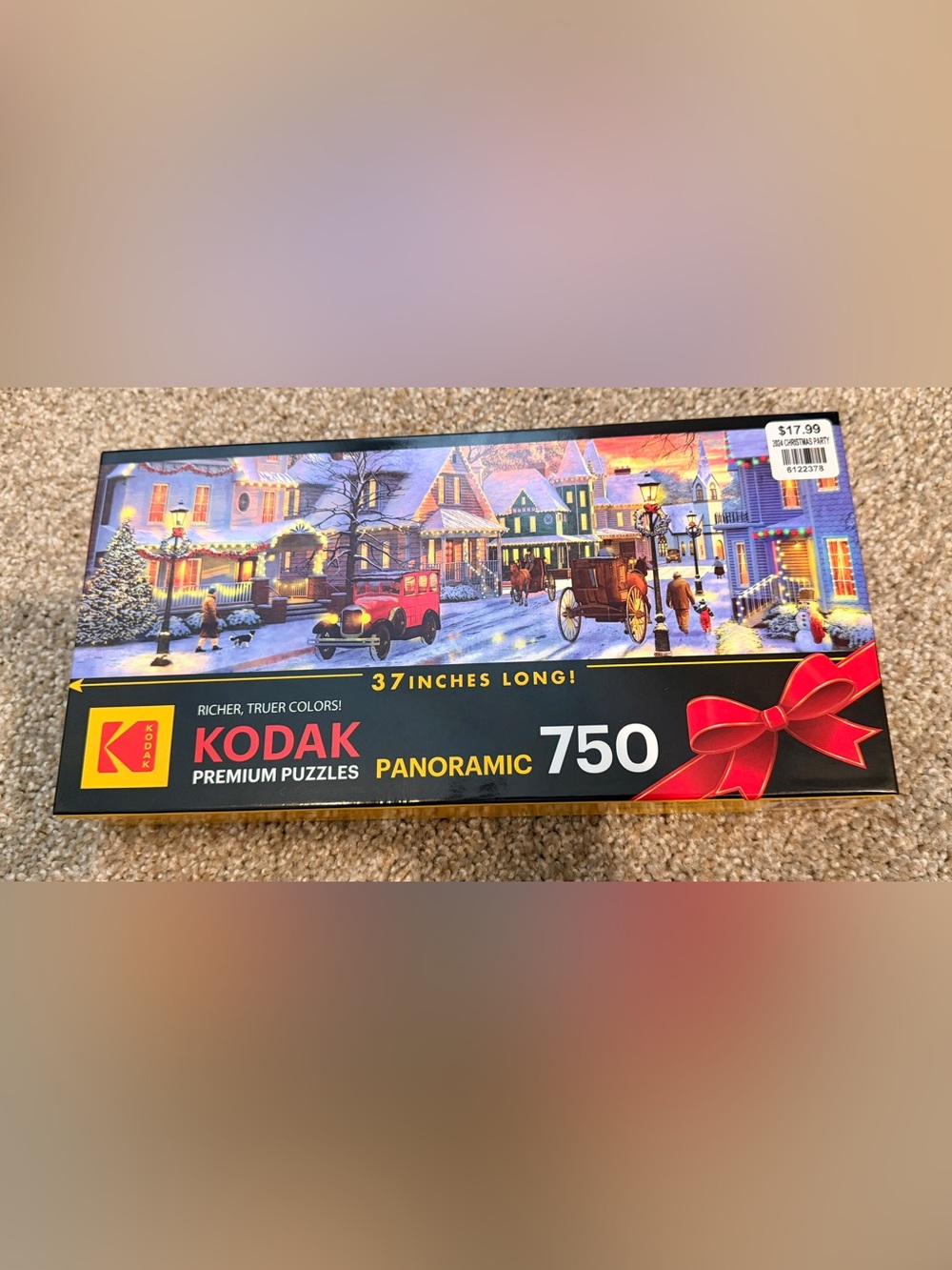 Panoramic Winter Street 750-Piece Jigsaw Puzzle - Red / Brown Accents